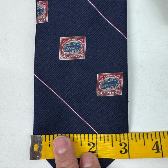 Vtg Smithsonian Institute 1918 Inverted Jenny Airmail Stamp Neck Tie - Picture 6 of 6